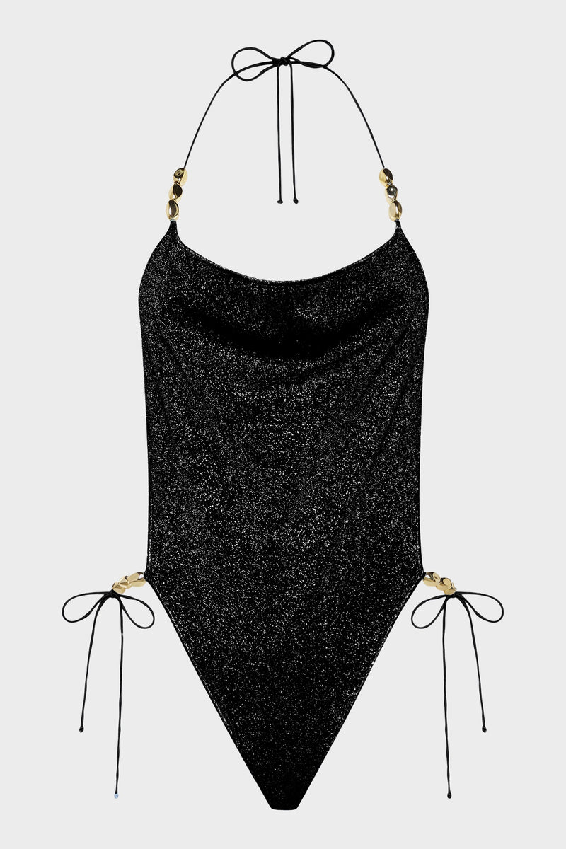 Costumi neri: eleganza senza tempo per anche per l'estate 2025 124 22